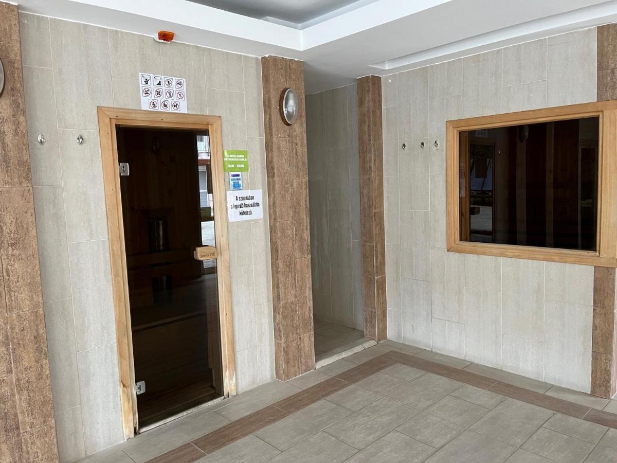 Brookforest Apartman Hajduszoboszlo Exterior photo